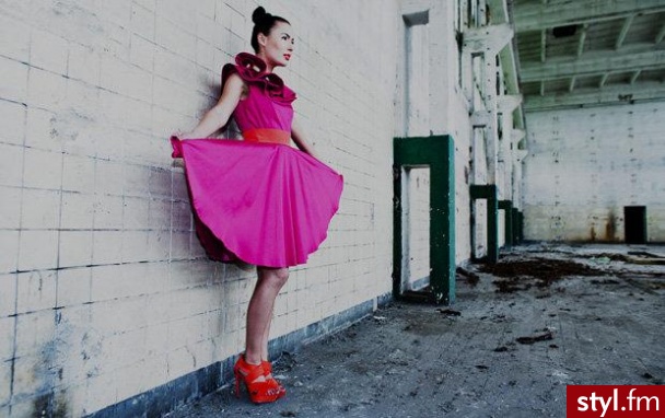 Sukienki Moda