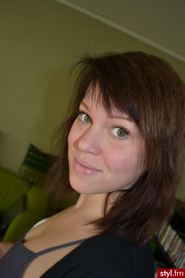 Średnie Fryzury