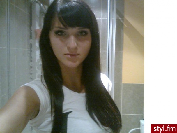 oto moja nowa fryzura (w końcu upragniona grzywka:)!<br> - Proste Na co dzień Długie Fryzury