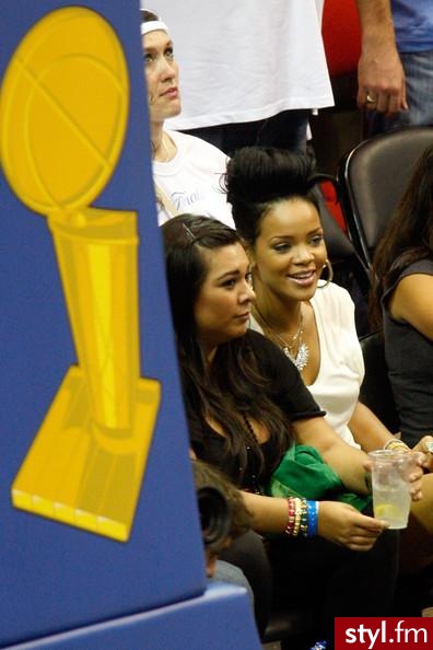 Rihanna -NBA Finals - Moda uliczna Inne Moda