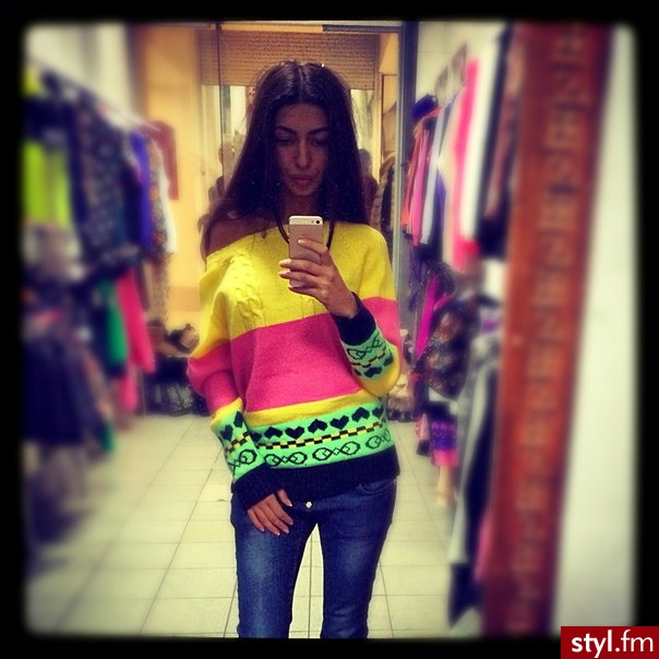 Swetry Ciuchy Moda