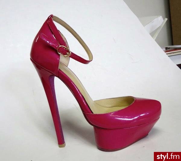 Szpilki Buty Moda