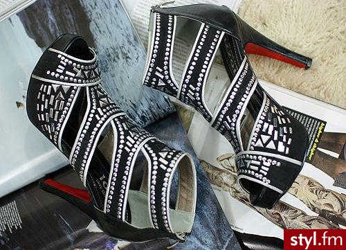 Pozostałe Buty Moda