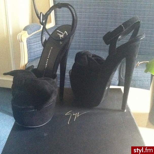 Szpilki Buty Moda