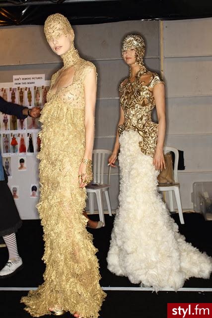 Sukienki Moda