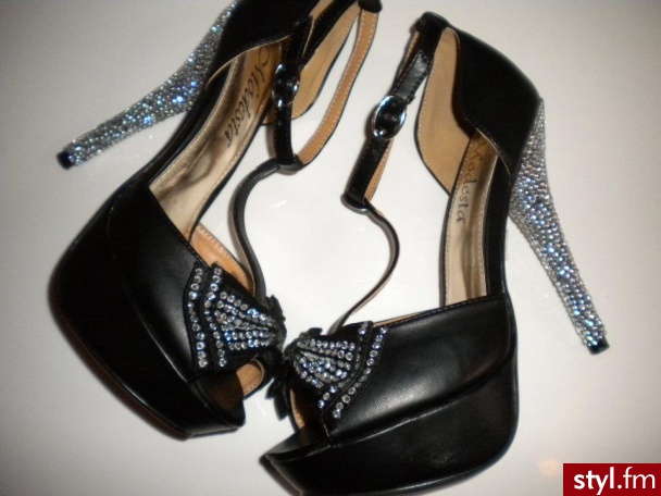 Szpilki Buty Moda