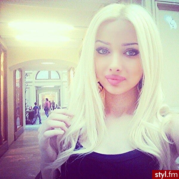 Blond Rozpuszczone Proste Na co dzień Długie Fryzury