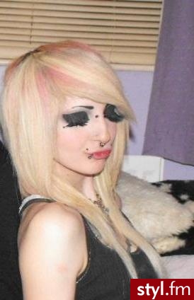 Killed Hannah - EMO Alternatywne Średnie Fryzury
