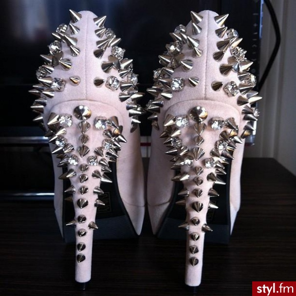 Szpilki Buty Moda