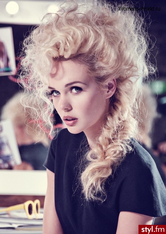 Blond Upięcie Kręcone Ślubne Długie Fryzury
