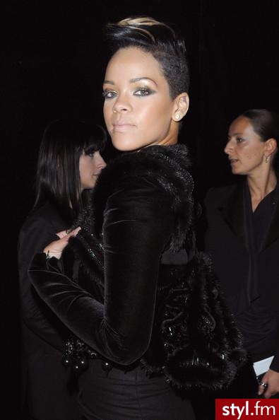 Riri-Givenchy - Paris Fashion Week Spring/Summer 2010 - Moda uliczna Inne Moda