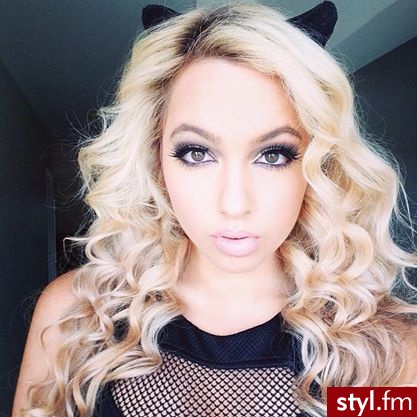 Blond Rozpuszczone Kręcone Na co dzień Długie Fryzury