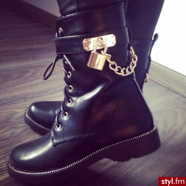 Glany Buty Moda