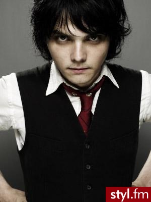 Gerard Way ^^ - Średnie Męskie Fryzury