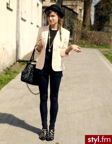Jeśli jest to podaj link, wtedy usune - Moda uliczna Inne Moda