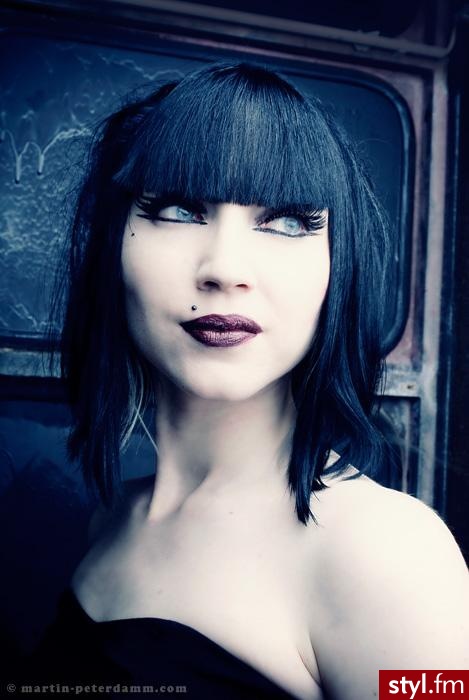 Średnie Fryzury