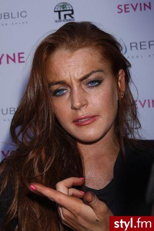 Lindsay Lohan. 3 oblicza Lindsay ;) - Długie Fryzury