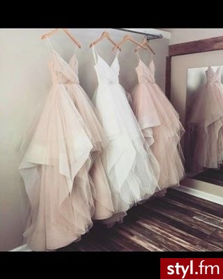 Wieczorowe Sukienki Moda