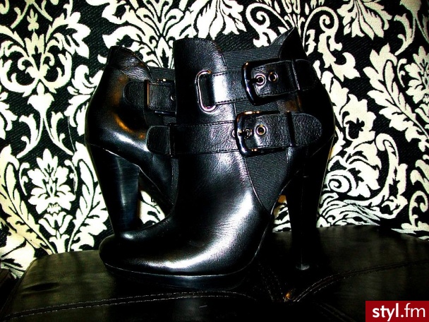 Jeżeli zdjęcie znajduje się już w galerii poproszę o link - Pozostałe Buty Moda