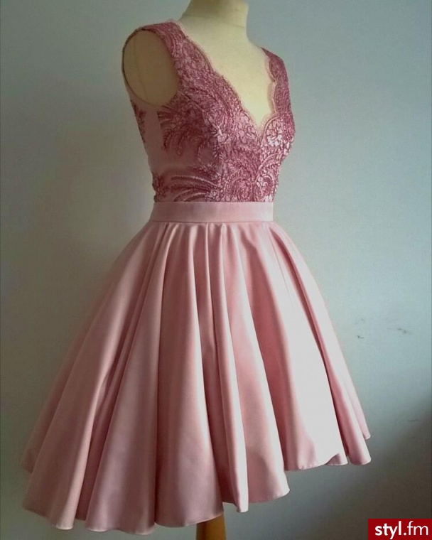 Pozostałe Sukienki Moda