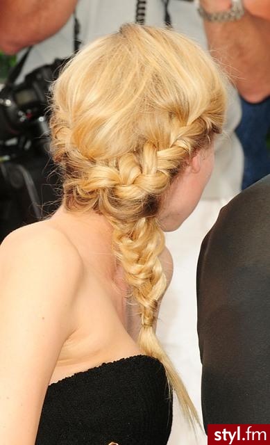 (\",). Diane Kruger - Dredy Alternatywne Średnie Fryzury