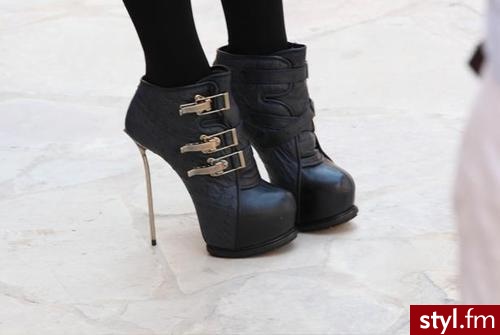 Pozostałe Buty Moda