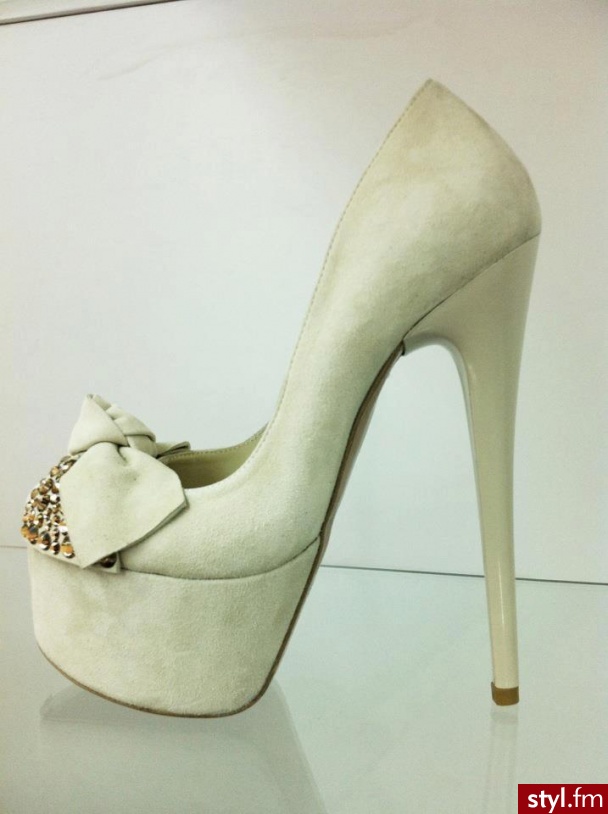 Szpilki Buty Moda