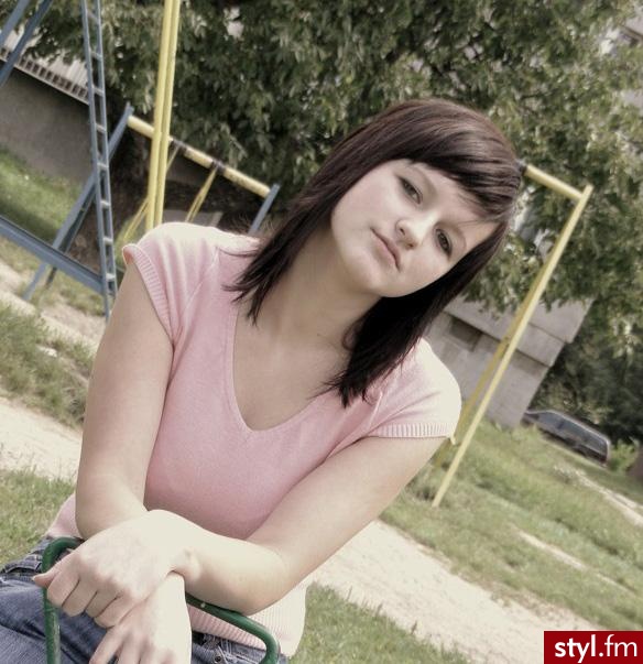 Średnie Fryzury