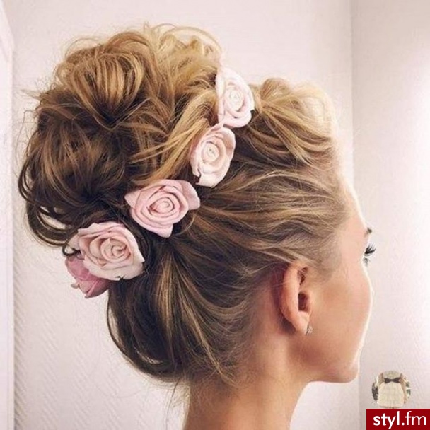 Blond Upięcie Kręcone Na co dzień Długie Fryzury