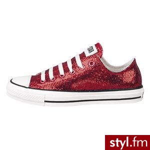 ostatnio modne są żywe kolory i świecące ;) więc te trampki jak najbardziej są na topie !
rurki + biała bluzeczka+ buty = super zestaw :) - Pozostałe Buty Moda