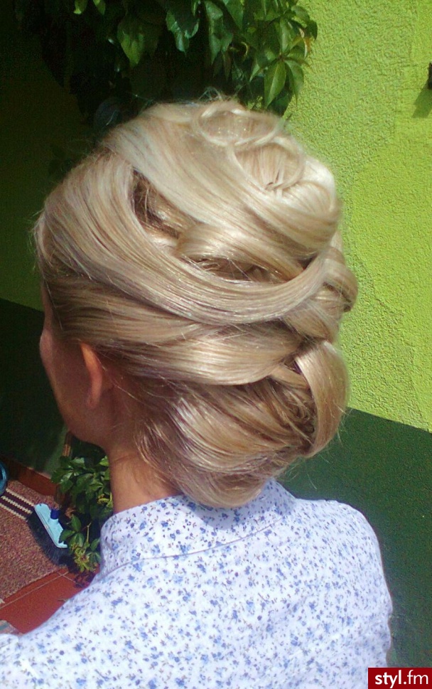 Blond Upięcie Proste Ślubne Długie Fryzury