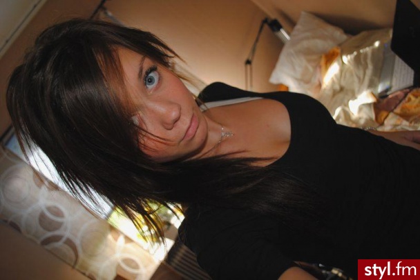 Średnie Fryzury
