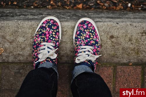 Pozostałe Buty Moda