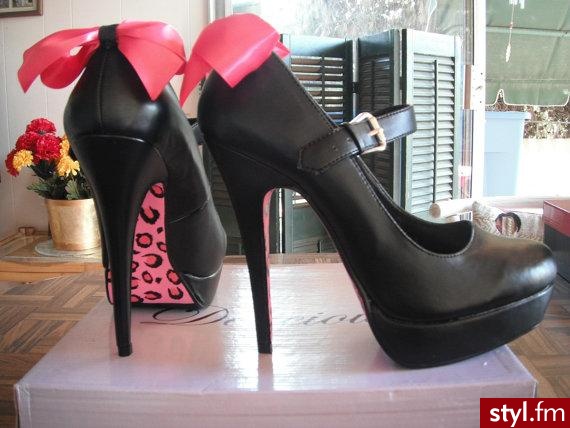 Szpilki Buty Moda