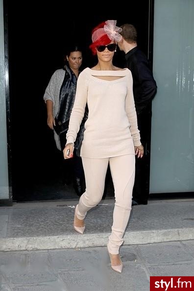 Riri. Riri - Moda uliczna Inne Moda