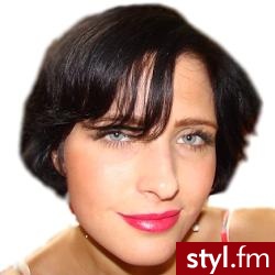http://podajnia.blogspot.com/ - Dzienne Makijaże