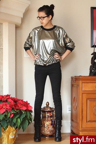 Jeżeli zdjęcie znajduje się już w galerii poproszę o link - Moda uliczna Inne Moda