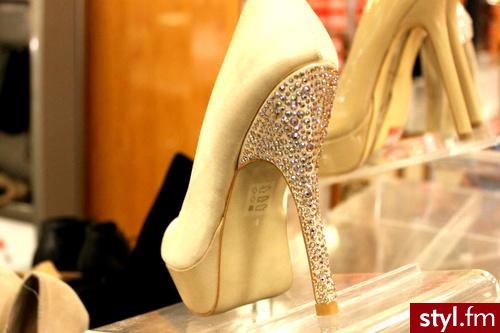 Szpilki Buty Moda