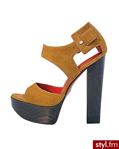 Wysokie obcasy (wykonane z drewna) od Cesare Paciotti 605$ - Pozostałe Buty Moda