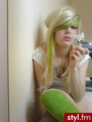 EMO Alternatywne Średnie Fryzury