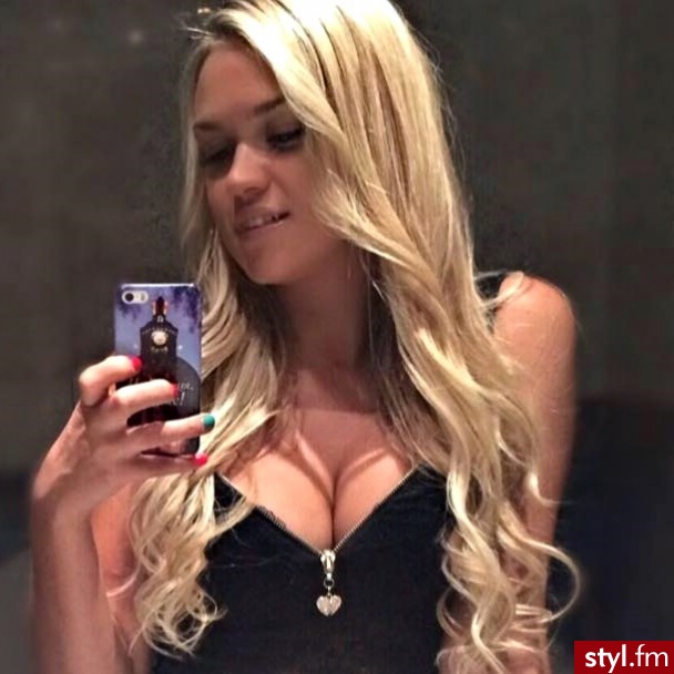 Blond Rozpuszczone Kręcone Na co dzień Długie Fryzury