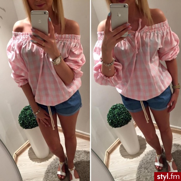 Bluzeczkę znajdziecie w Lili Boutique - Facebook  - Bluzki Ciuchy Moda