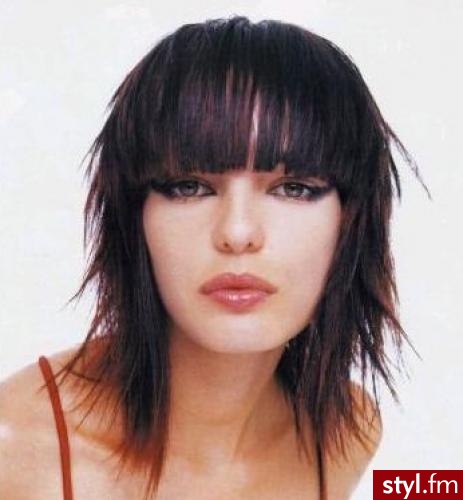 Średnie Fryzury