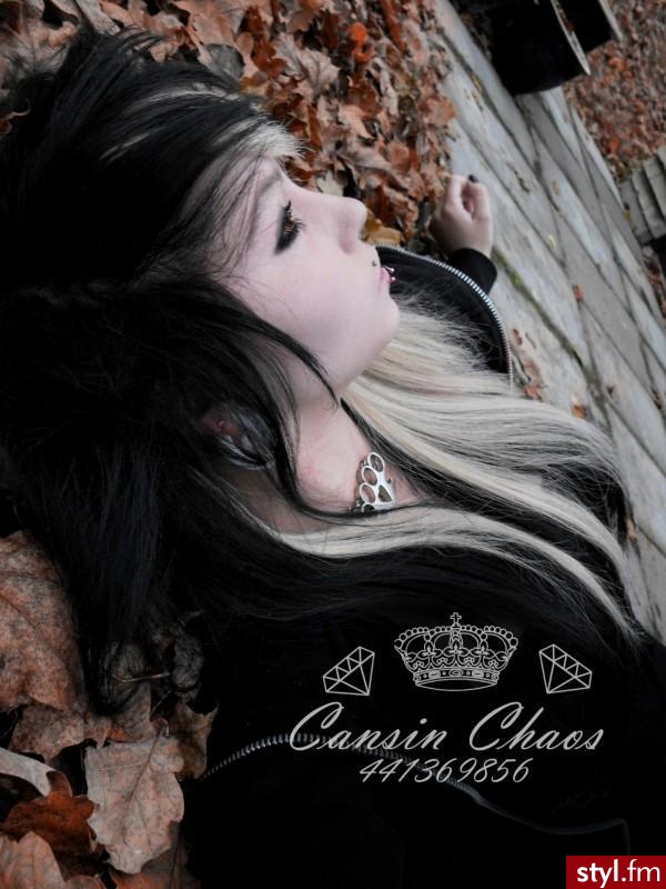 Cansin Chaos - EMO Alternatywne Średnie Fryzury
