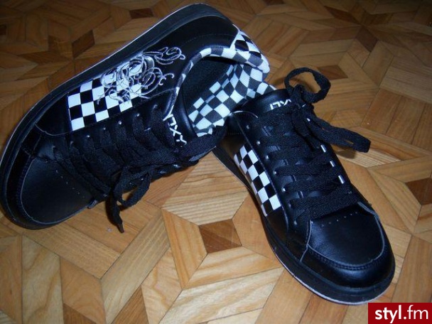 Pozostałe Buty Moda