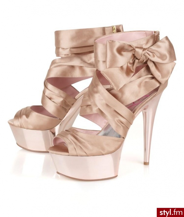 Szpilki Buty Moda