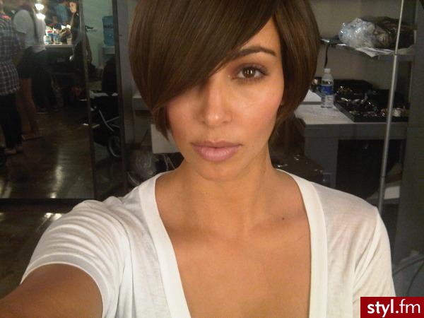 Kim Kardashian :) - Krótkie Fryzury