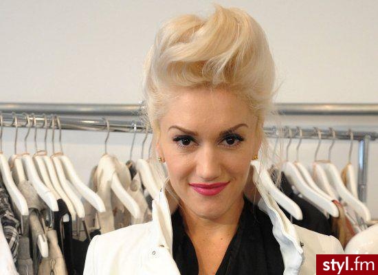 Blond Upięcie Proste Na co dzień Średnie Fryzury