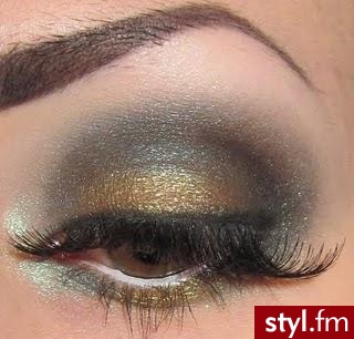 Smokey Teal & Olive Film Noir Makeup look - Wieczorowe Makijaże