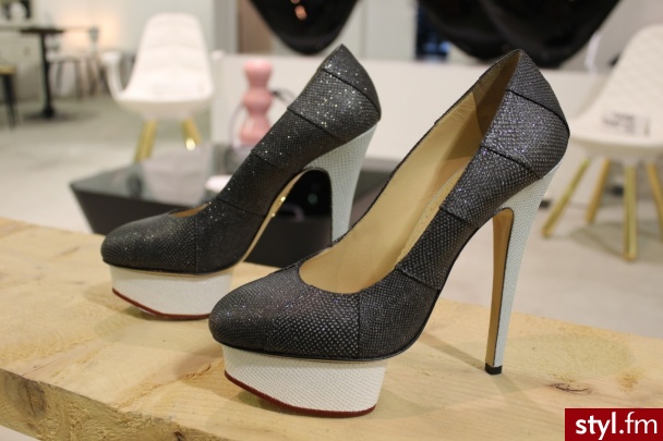 Szpilki Buty Moda